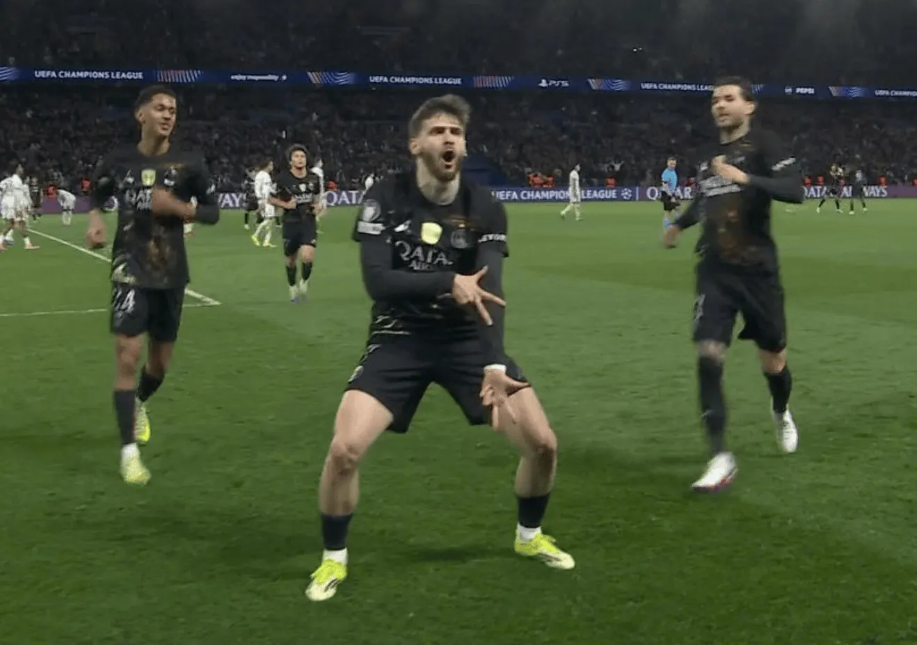 开云体育平台-5球4助，克瓦拉茨赫利亚是巴黎本季欧冠参与进球最多球员